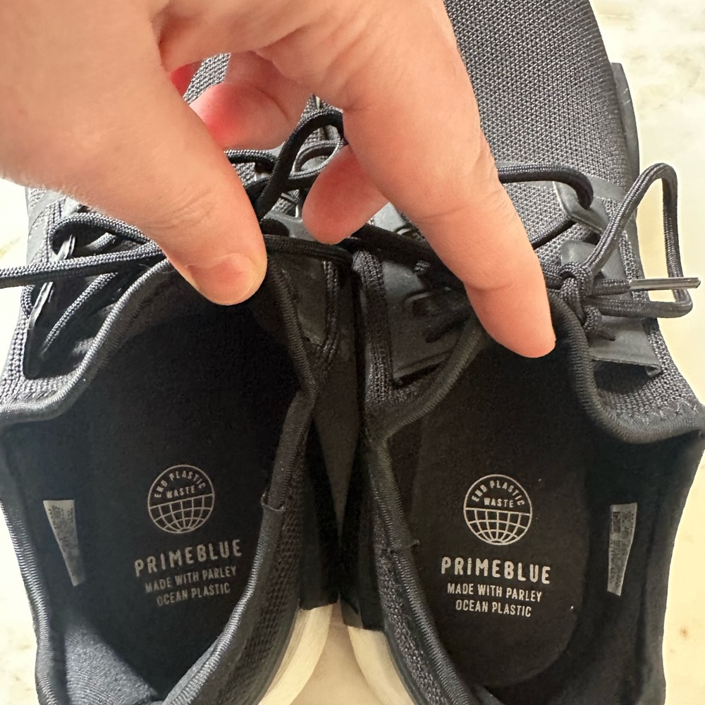 Adidas NMD_R1 Primeblue Black Gum Men’s Size 9 - Picture 6 of 8